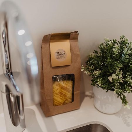 Petit Luxe Volta Apartaments Terrassa Exteriér fotografie